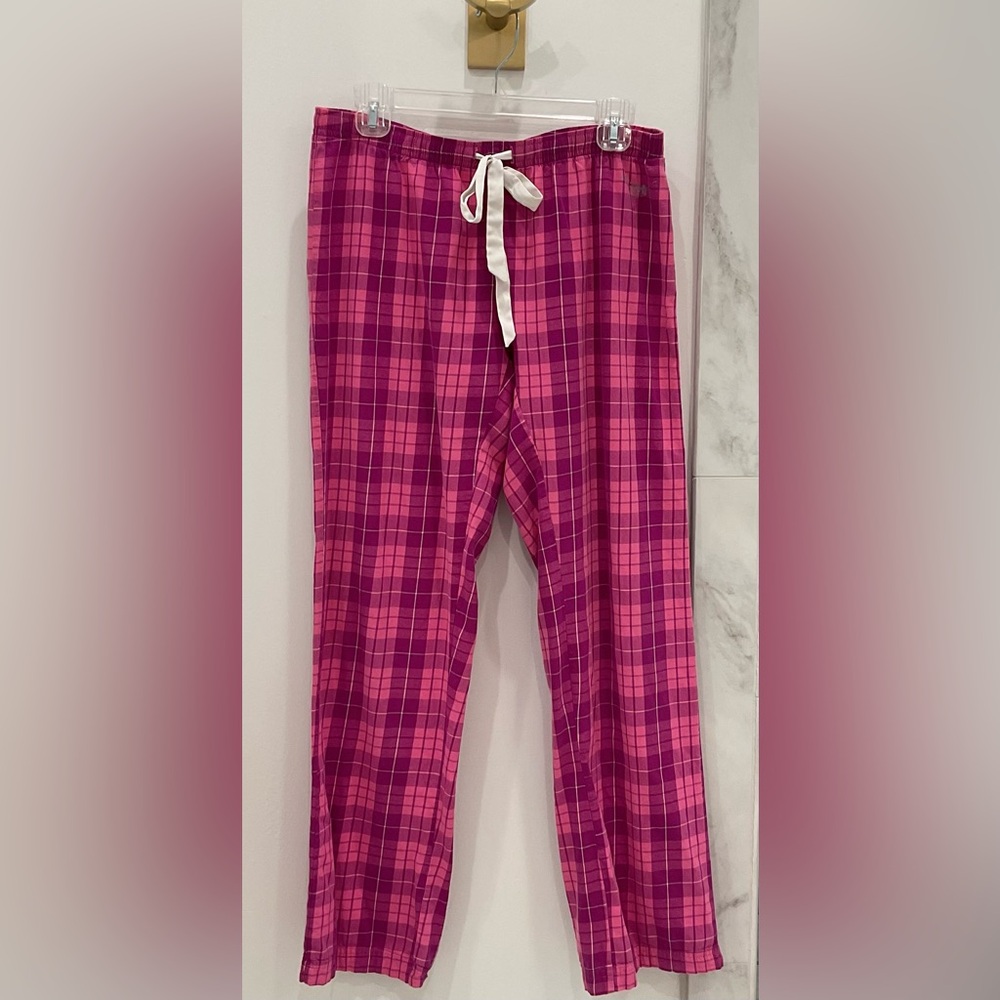 🔴PINK Victoria's Secret Plaid Pajama bottoms Pink and White🔴